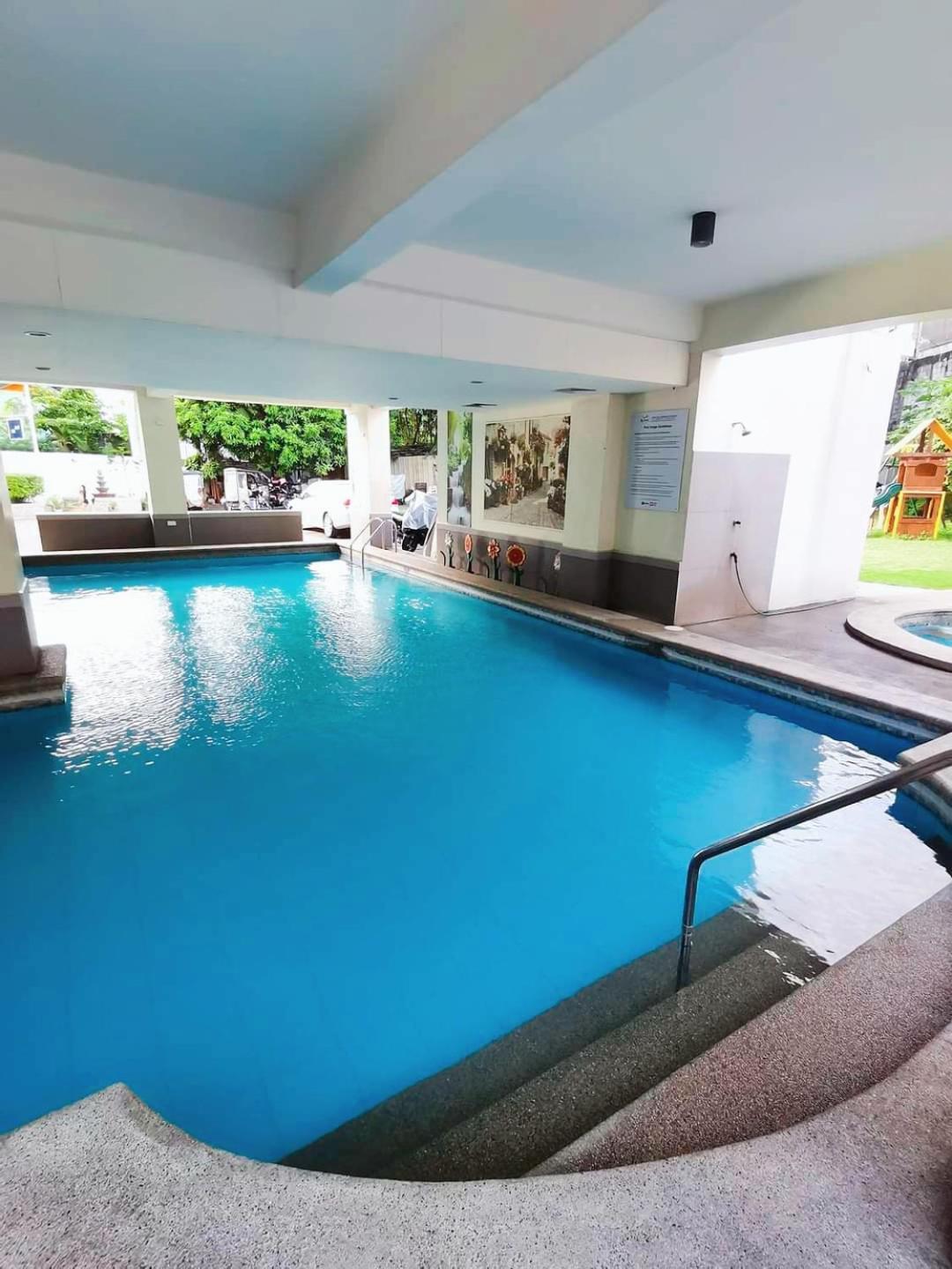 Paradise Realm Condotel Paranaque City Eksteriør bilde